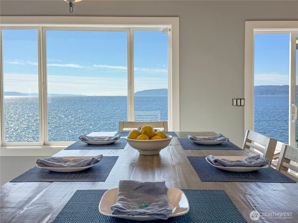 26 H South Beach Drive Hat Island, WA 98206