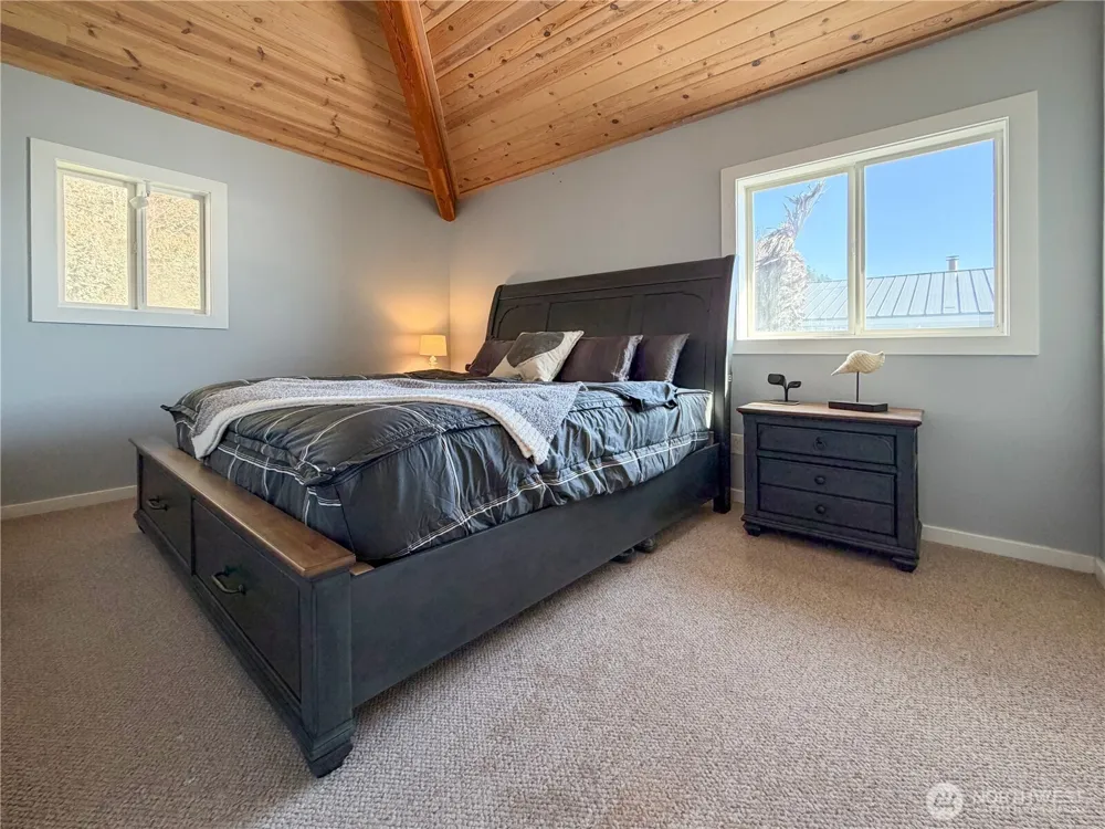 26 H South Beach Drive Hat Island, WA 98206