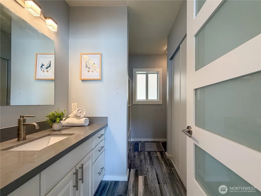 26 H South Beach Drive Hat Island, WA 98206