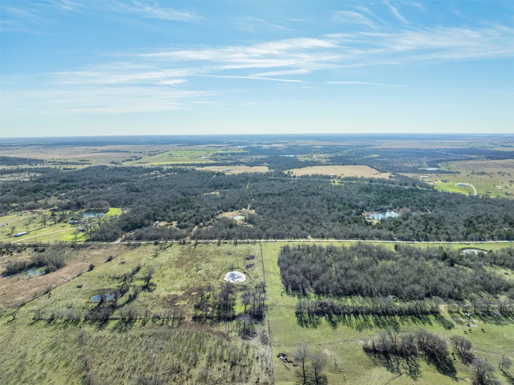 4 County Road 386 Groesbeck, TX 76642