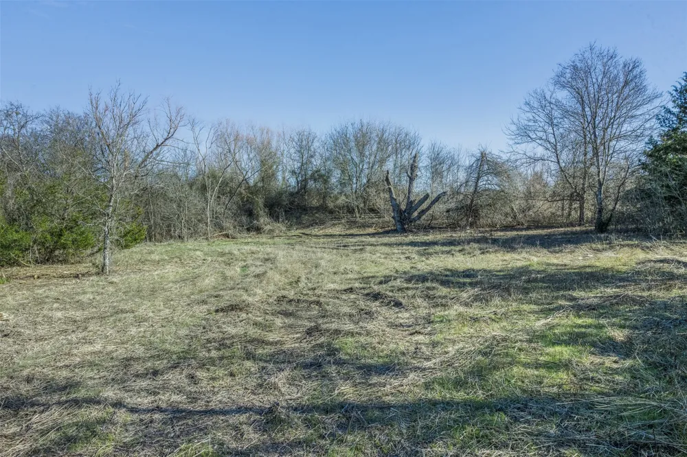 4 County Road 386 Groesbeck, TX 76642