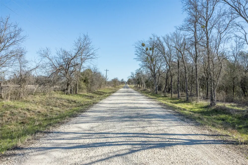 4 County Road 386 Groesbeck, TX 76642