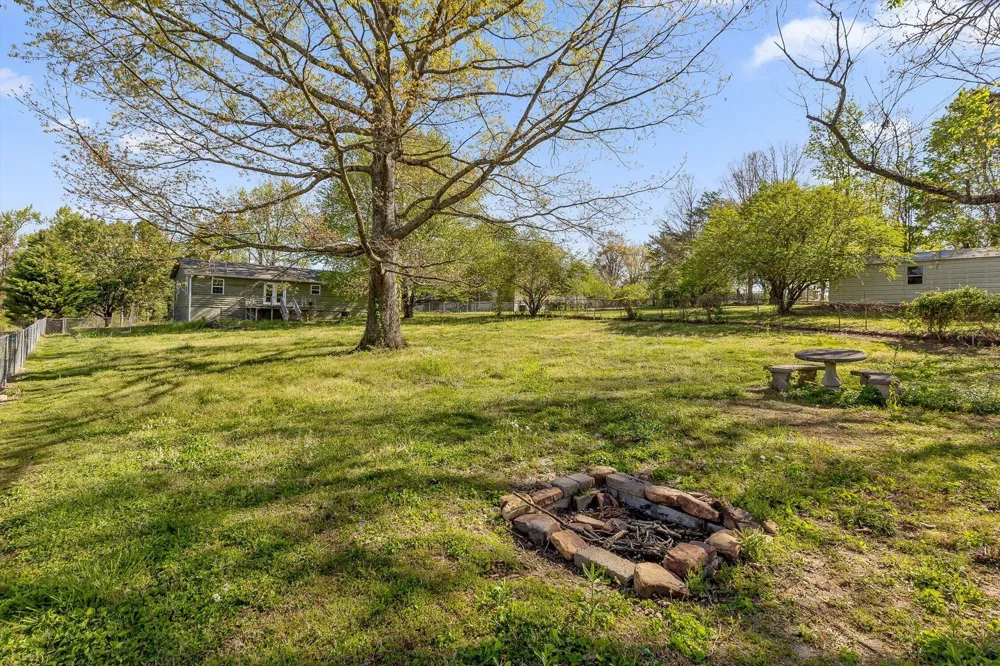 70 Pinoak Road Trenton, GA 30752