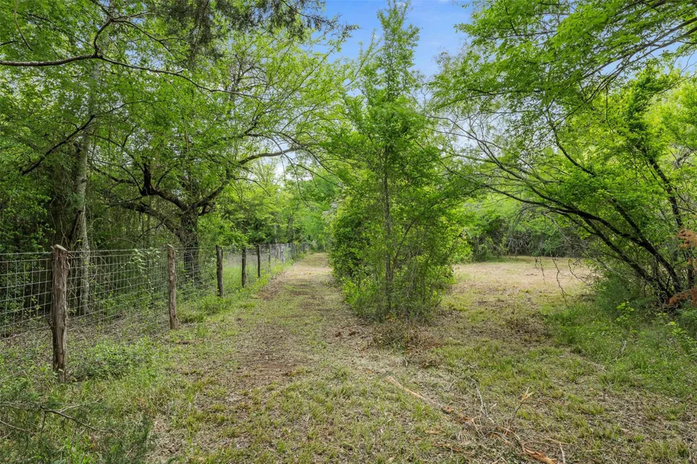 3797 County Road 328 Caldwell, TX 77836