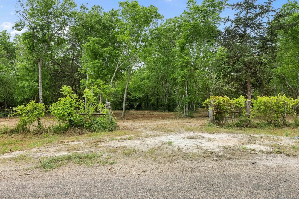 3797 County Road 328 Caldwell, TX 77836