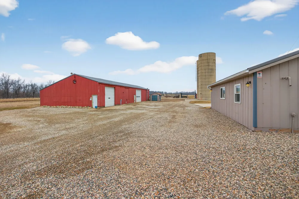 8700 E Mosherville Road Horton, MI 49246