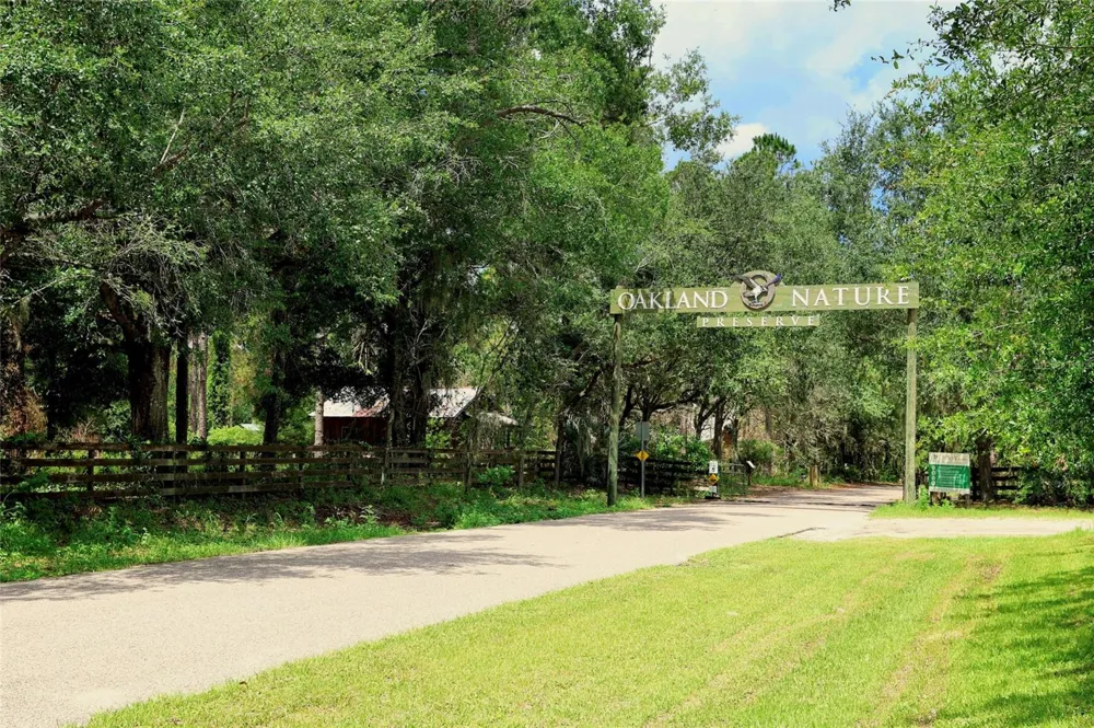 514 POLLARD STREET Oakland, FL 34787