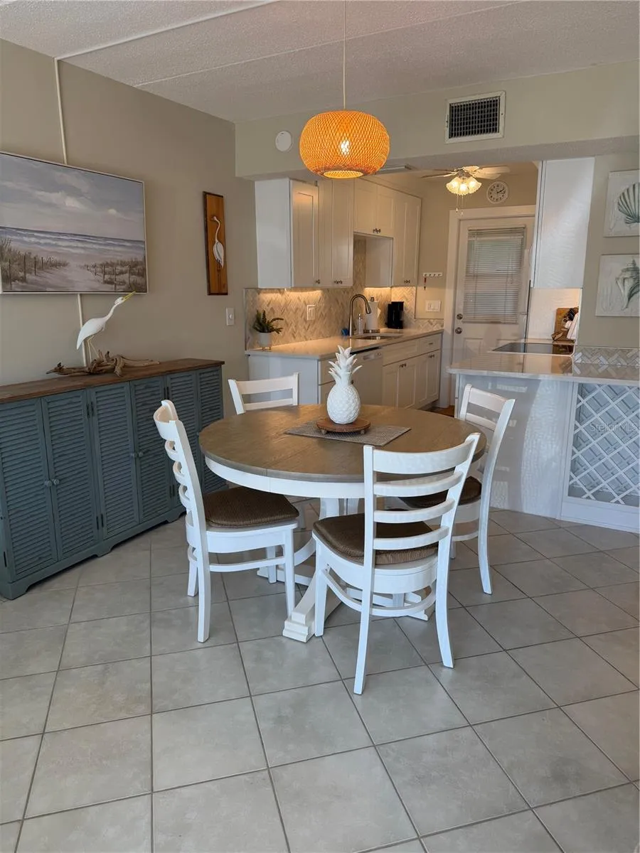 3808 GULF OF MEXICO DRIVE #E105 Longboat Key, FL 34228