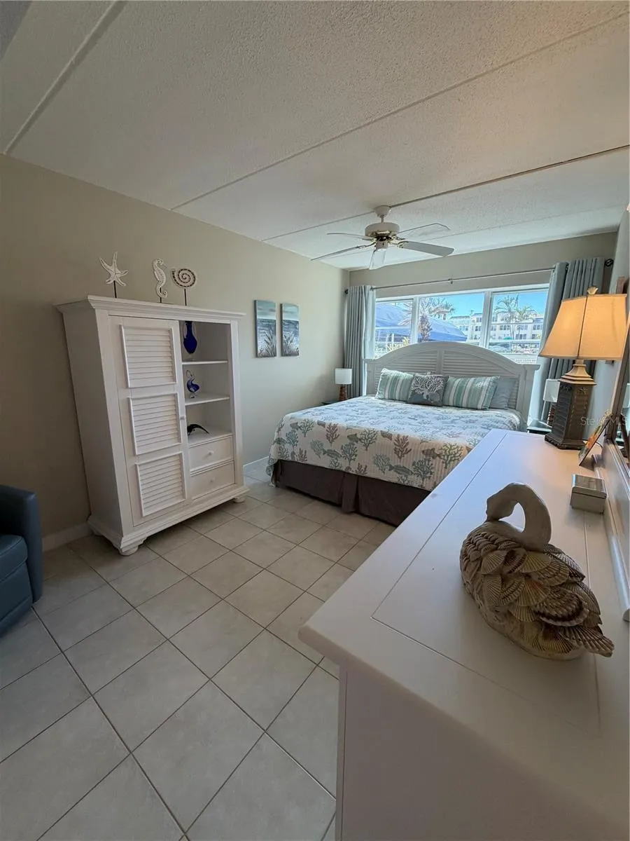 3808 GULF OF MEXICO DRIVE #E105 Longboat Key, FL 34228