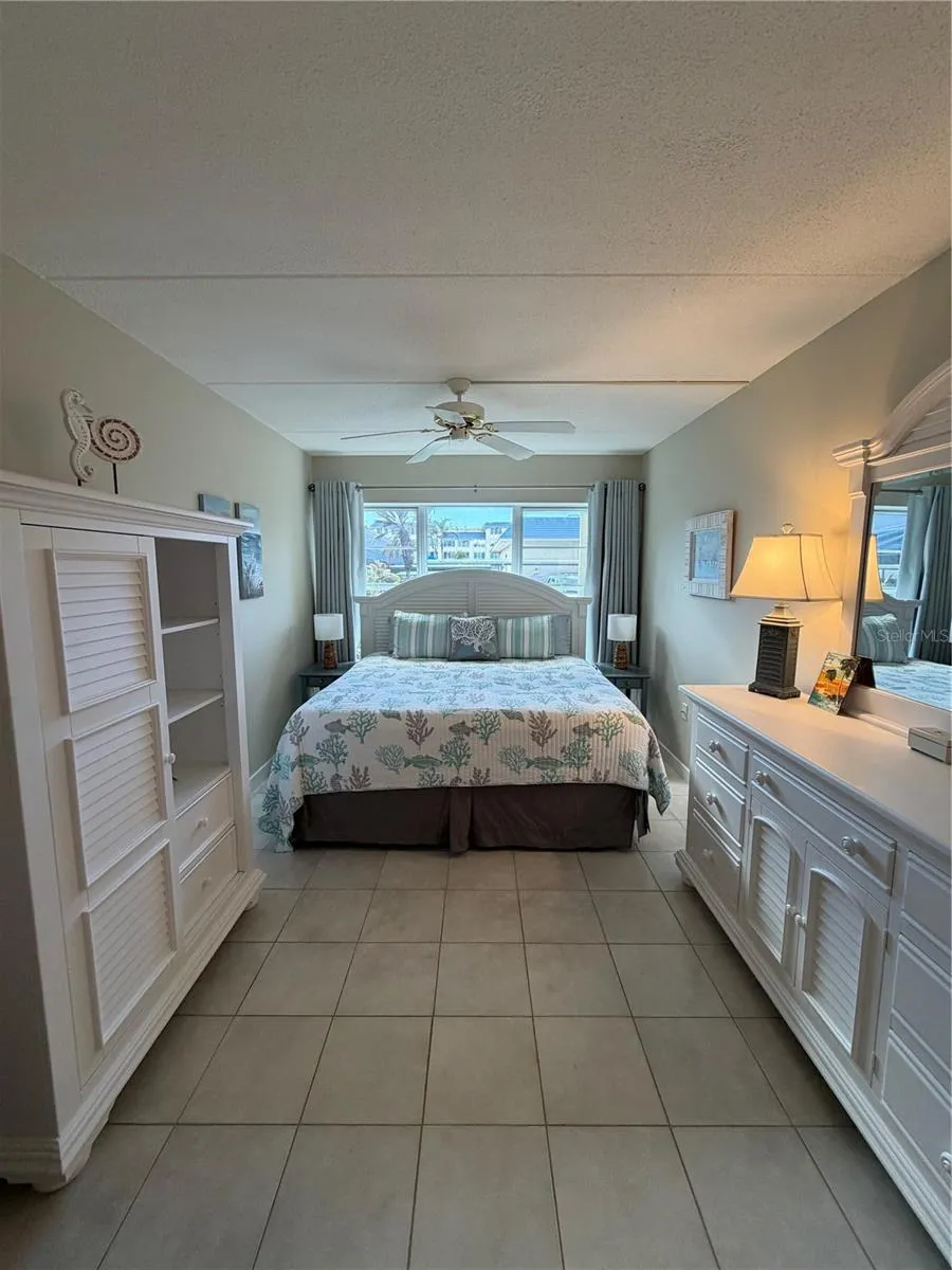3808 GULF OF MEXICO DRIVE #E105 Longboat Key, FL 34228