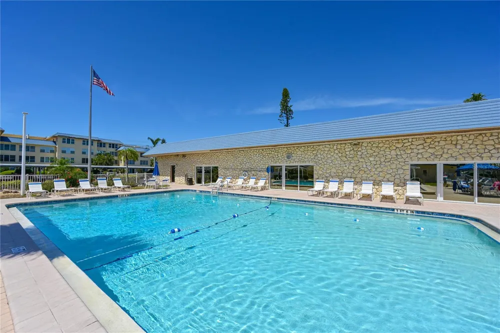 3808 GULF OF MEXICO DRIVE #E105 Longboat Key, FL 34228
