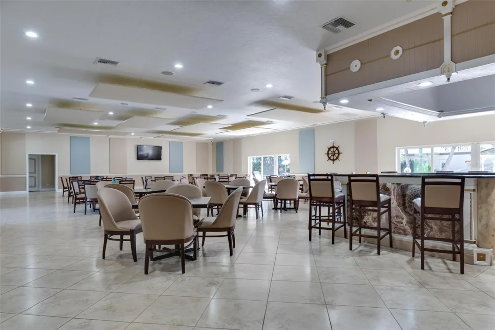 3808 GULF OF MEXICO DRIVE #E105 Longboat Key, FL 34228