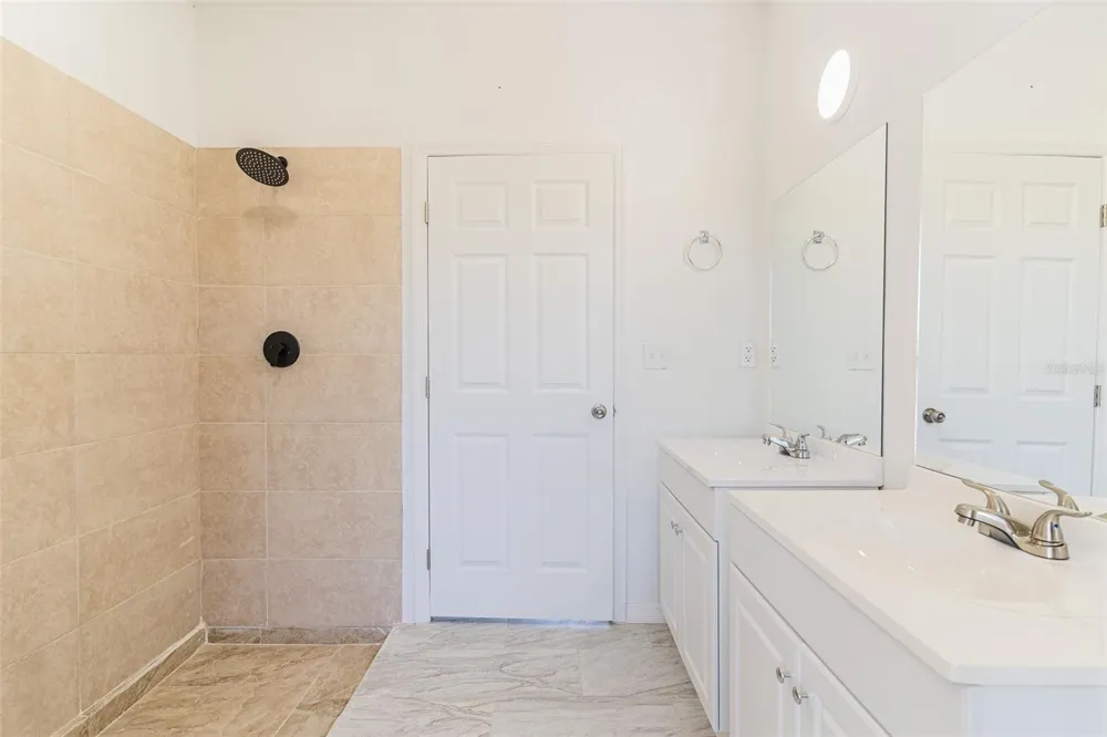 1403 BITTERSWEET STREET Lake Placid, FL 33852