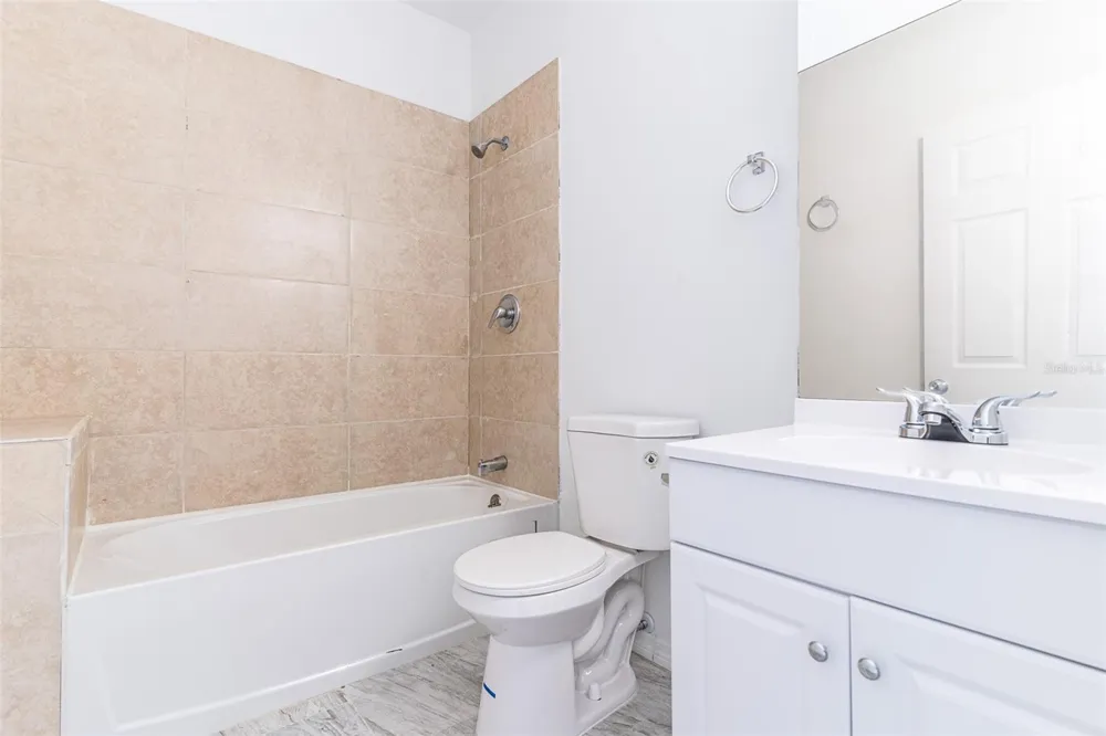 1403 BITTERSWEET STREET Lake Placid, FL 33852