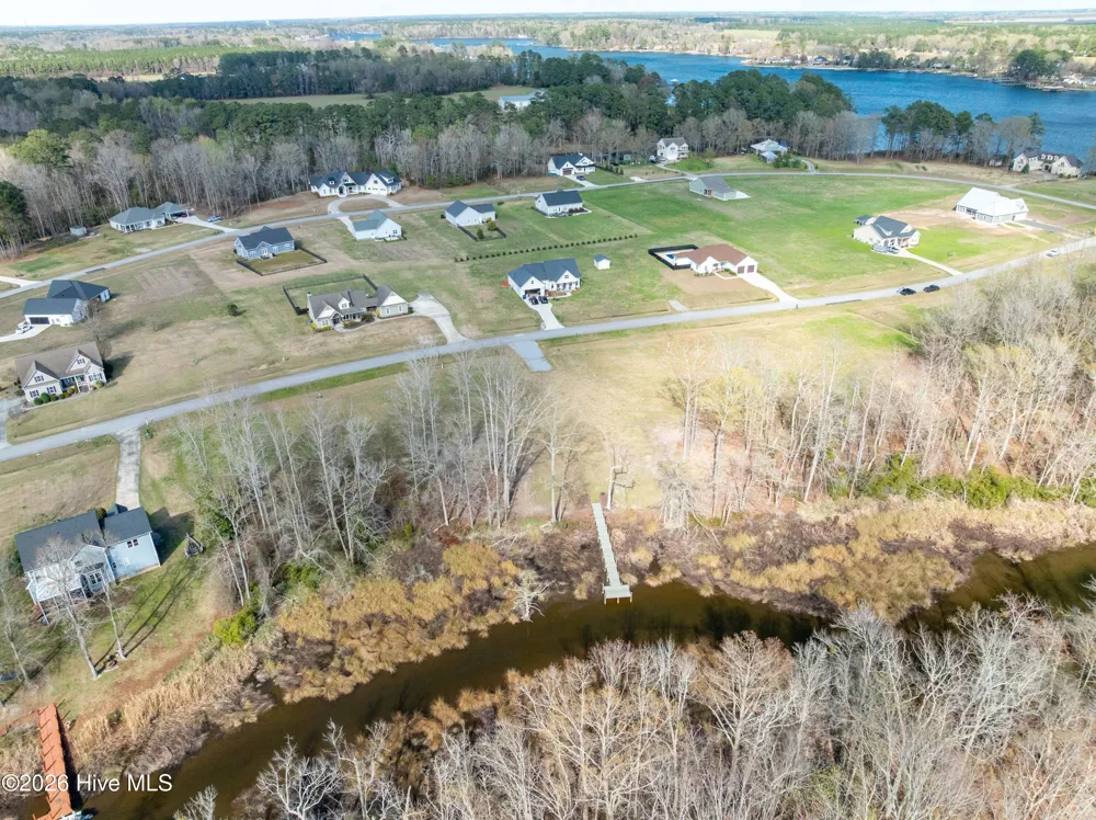 76 Bridgewater Drive S Bath, NC 27808