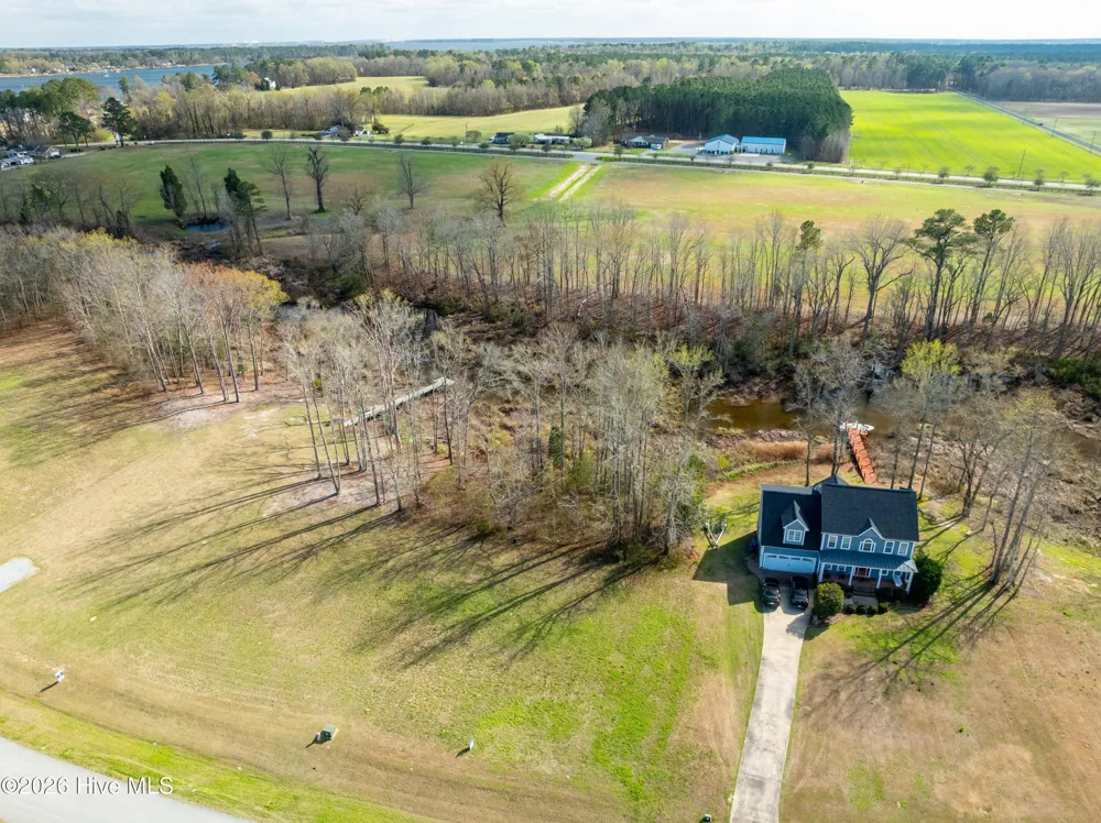 76 Bridgewater Drive S Bath, NC 27808