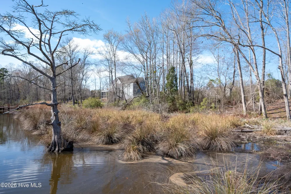 76 Bridgewater Drive S Bath, NC 27808