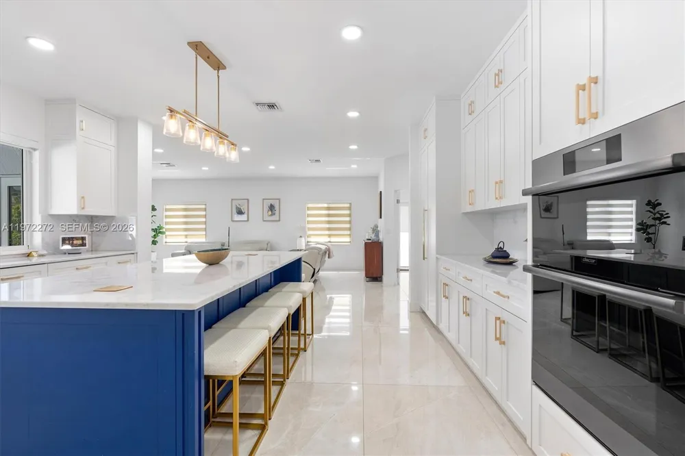 135 SW 125th Ave Miami, FL 33184