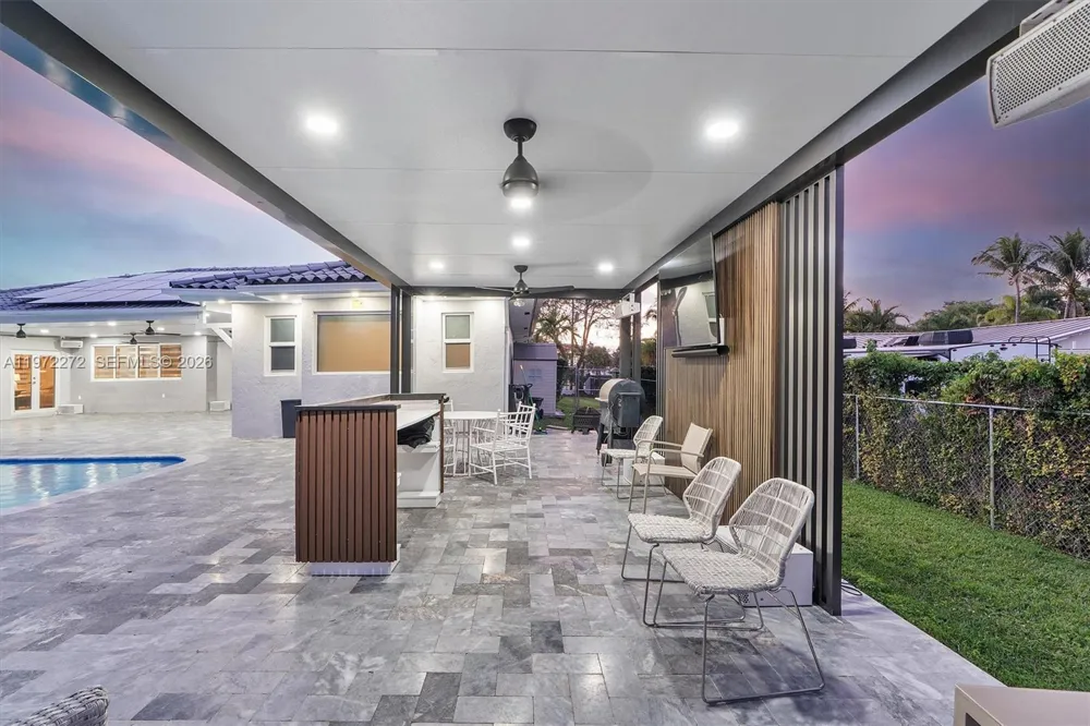 135 SW 125th Ave Miami, FL 33184