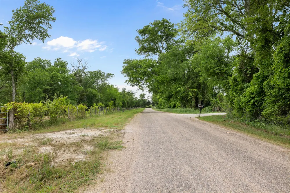3797 County Road 328 Caldwell, TX 77836
