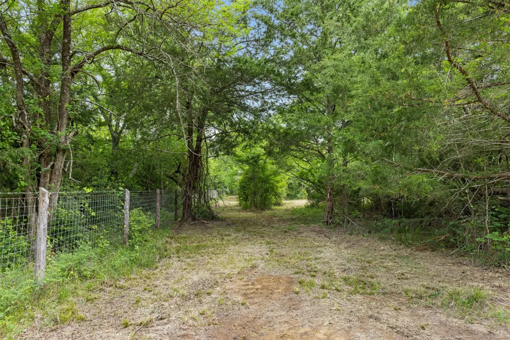 3797 County Road 328 Caldwell, TX 77836