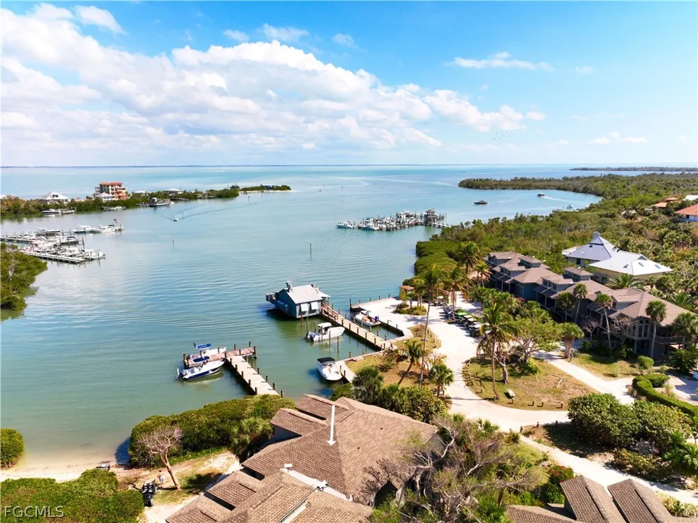 Townhouse Lane #66 Upper Captiva, FL 33924