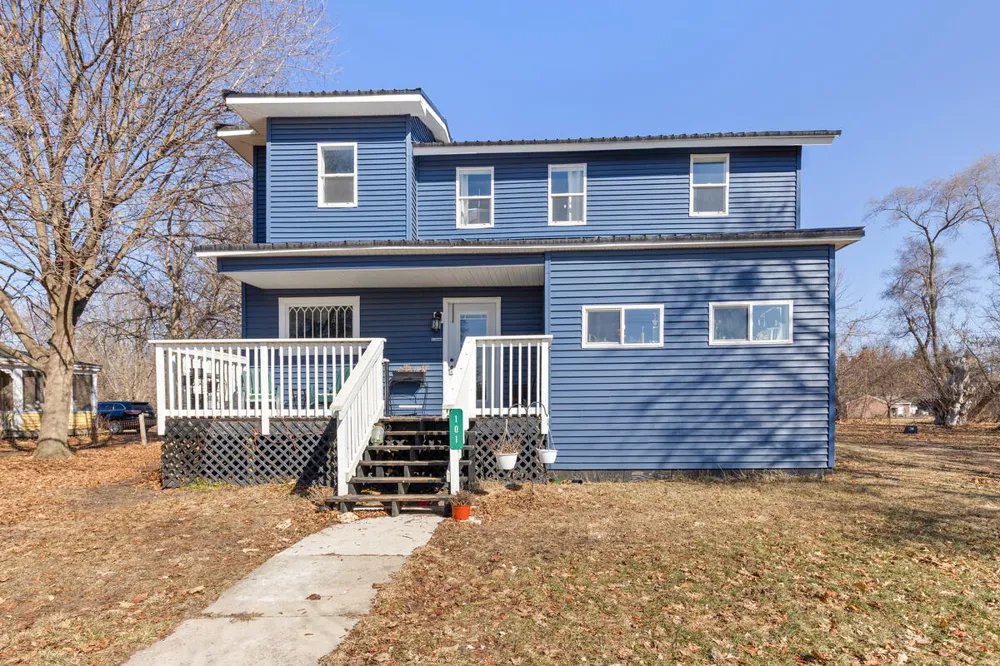 101 River Court St Louis City, MI 48880