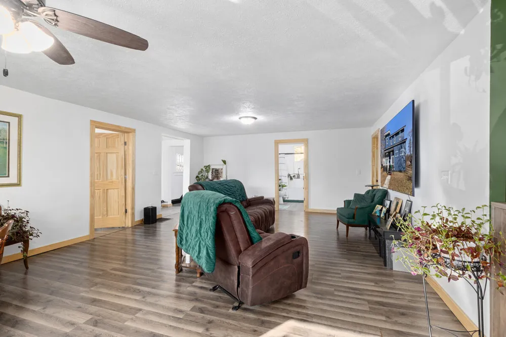 101 River Court St Louis City, MI 48880