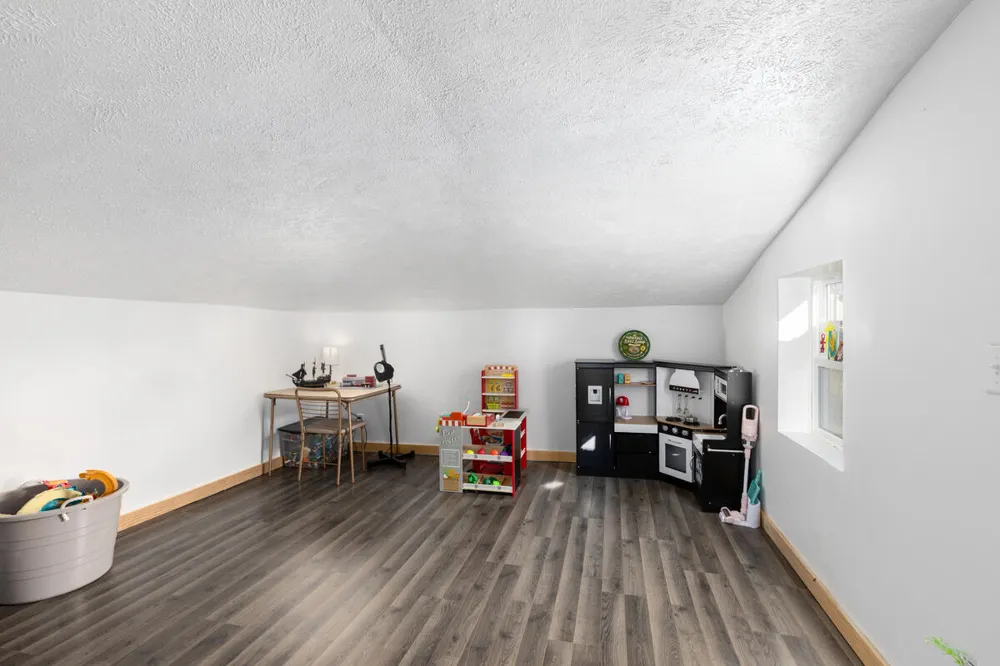 101 River Court St Louis City, MI 48880