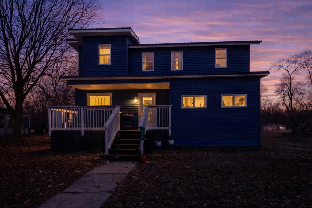 101 River Court St Louis City, MI 48880
