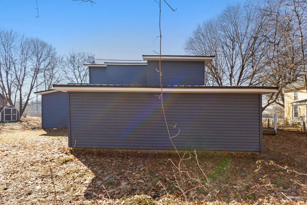 101 River Court St Louis City, MI 48880