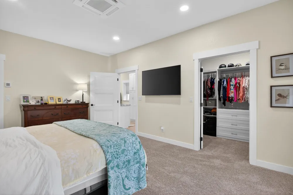 8700 E Mosherville Road Moscow Township, MI 49246