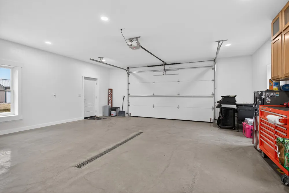 8700 E Mosherville Road Moscow Township, MI 49246