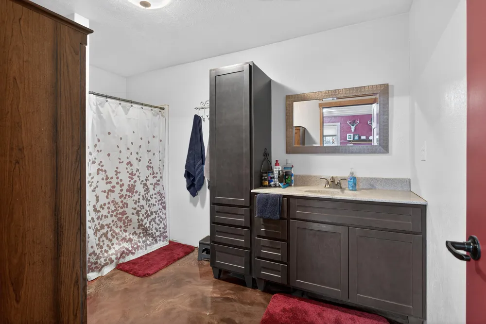 8700 E Mosherville Road Moscow Township, MI 49246