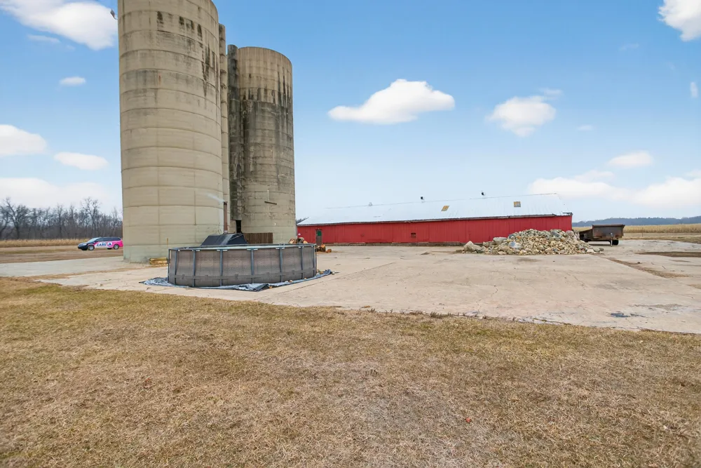 8700 E Mosherville Road Moscow Township, MI 49246
