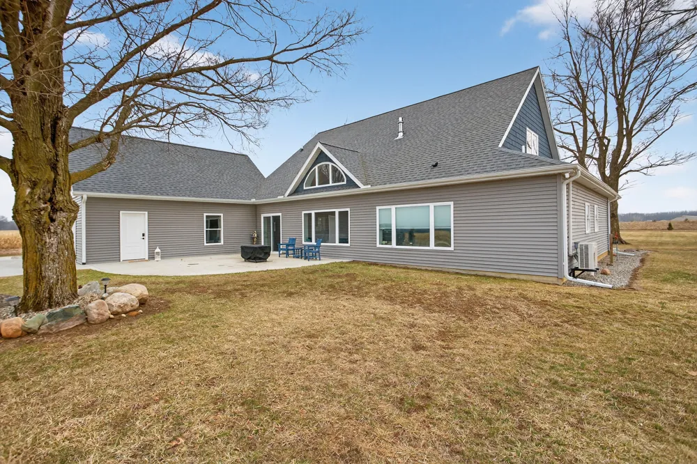 8700 E Mosherville Road Moscow Township, MI 49246