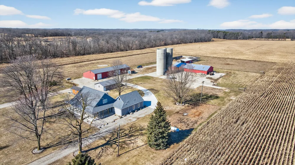 8700 E Mosherville Road Moscow Township, MI 49246