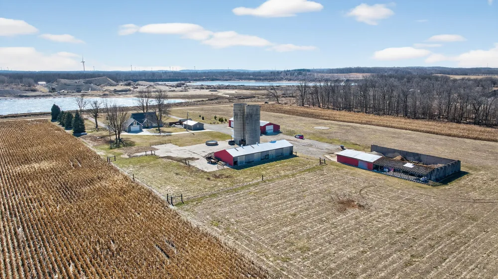 8700 E Mosherville Road Moscow Township, MI 49246