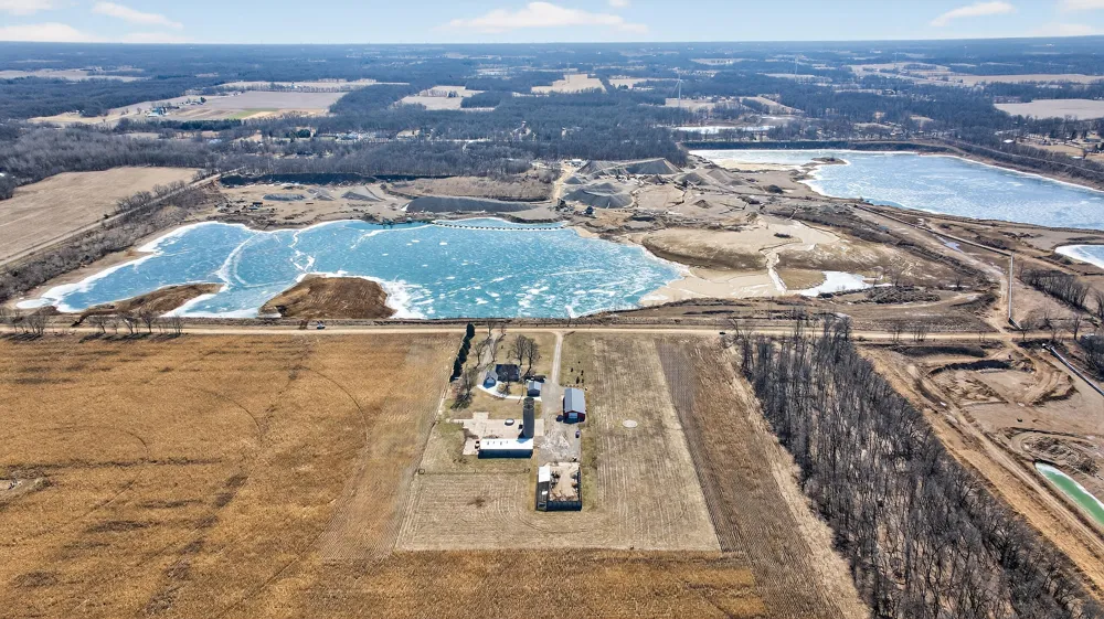 8700 E Mosherville Road Moscow Township, MI 49246