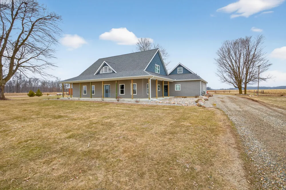 8700 E Mosherville Road Moscow Township, MI 49246