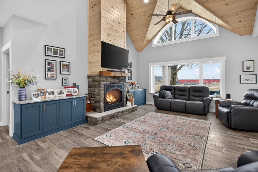 8700 E Mosherville Road Moscow Township, MI 49246