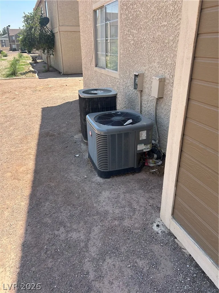 2722 Alicialynn Way Las Vegas, NV 89121