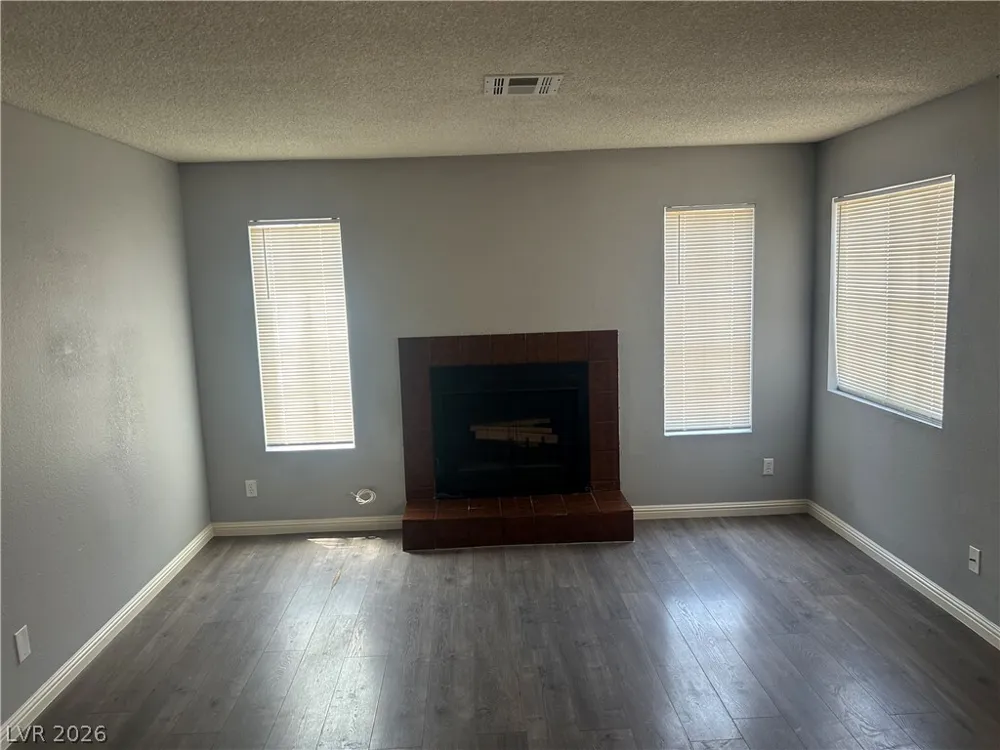2722 Alicialynn Way Las Vegas, NV 89121
