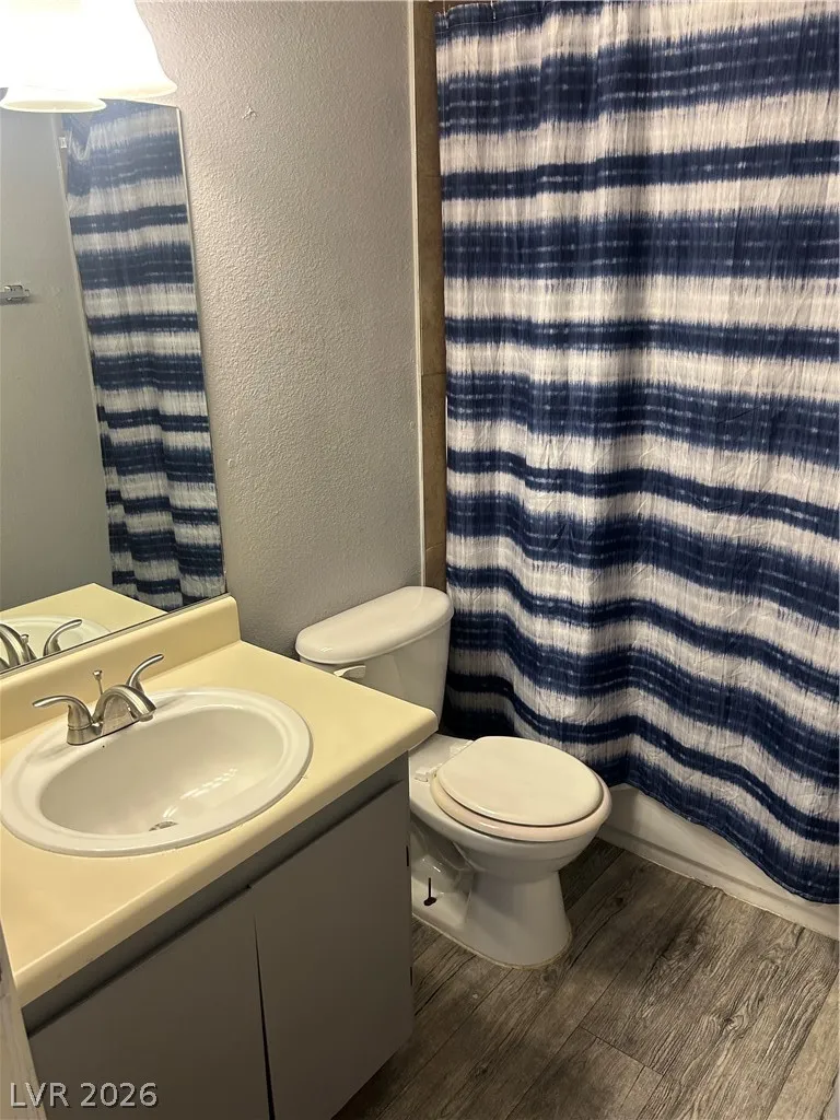 2722 Alicialynn Way Las Vegas, NV 89121