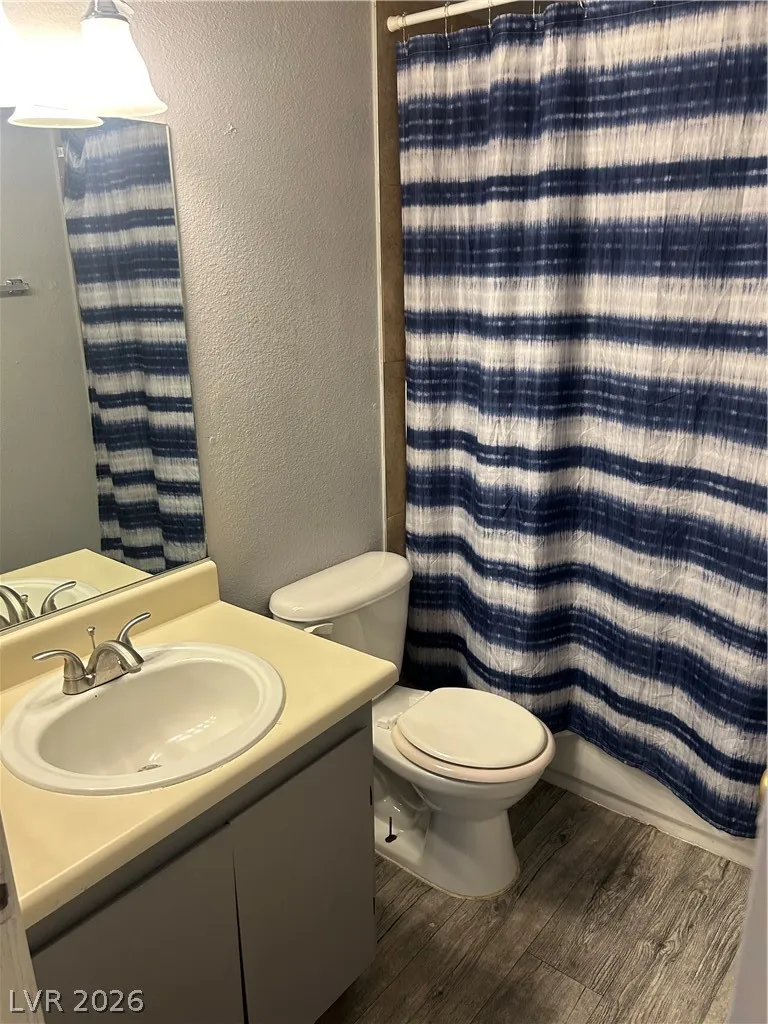 2722 Alicialynn Way Las Vegas, NV 89121