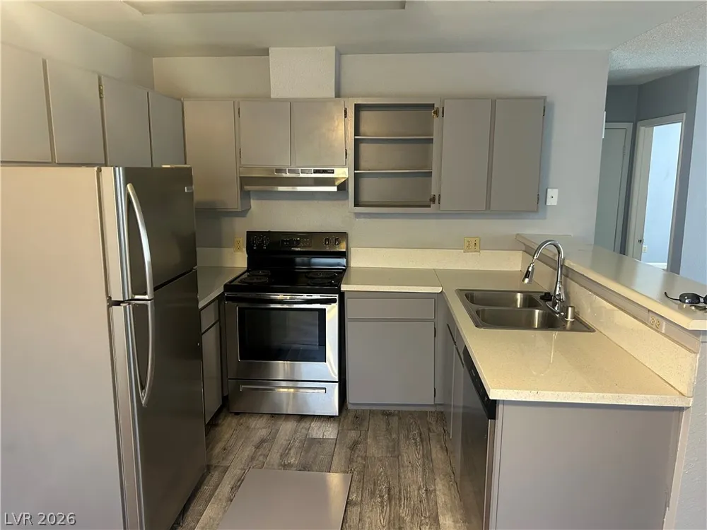 2722 Alicialynn Way Las Vegas, NV 89121