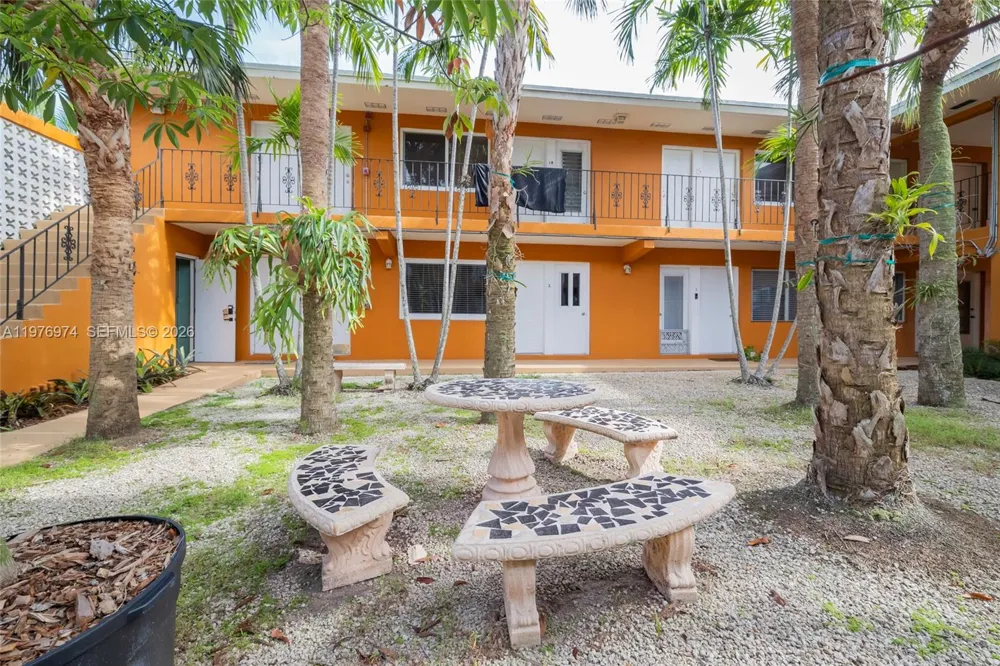 7901 SW 64th Ave #2 South Miami, FL 33143