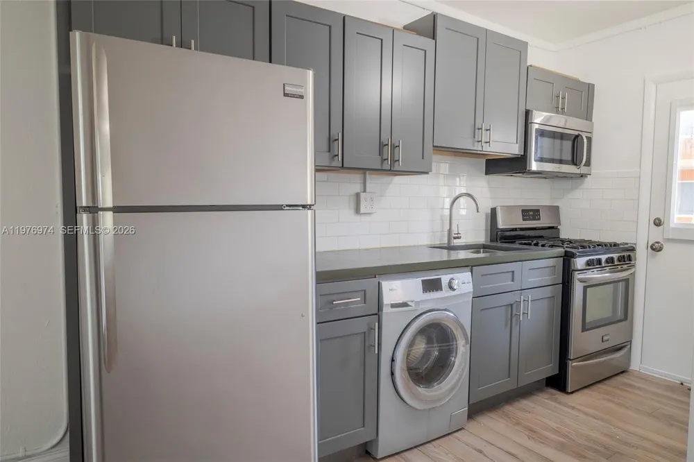 7901 SW 64th Ave #2 South Miami, FL 33143