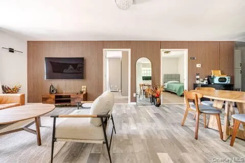 1241 Ridgebury Road