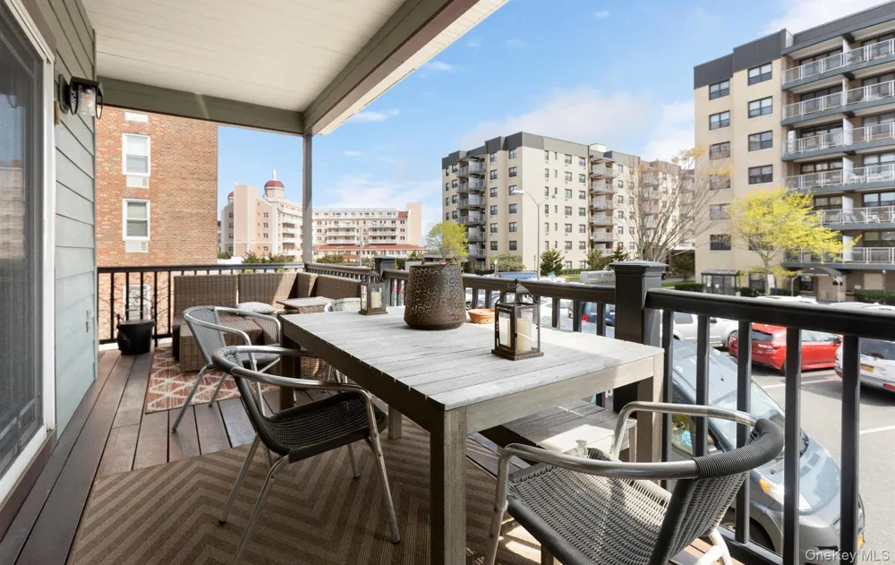 847 E Broadway Long Beach, NY 11561